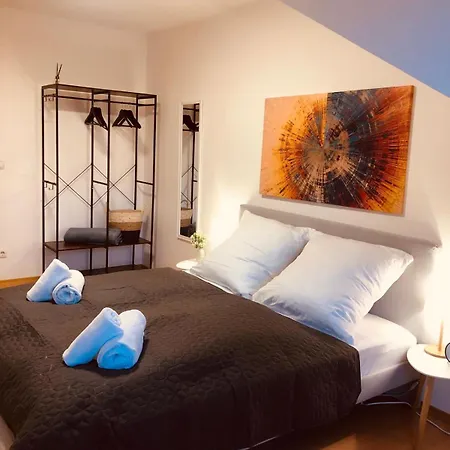 24-7 - Grosse Appartement *
